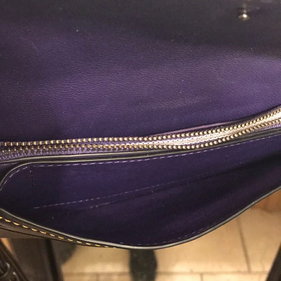 SOLD! Beautiful Coach tea rose appliqué wristlet. - Picture 7 of 8